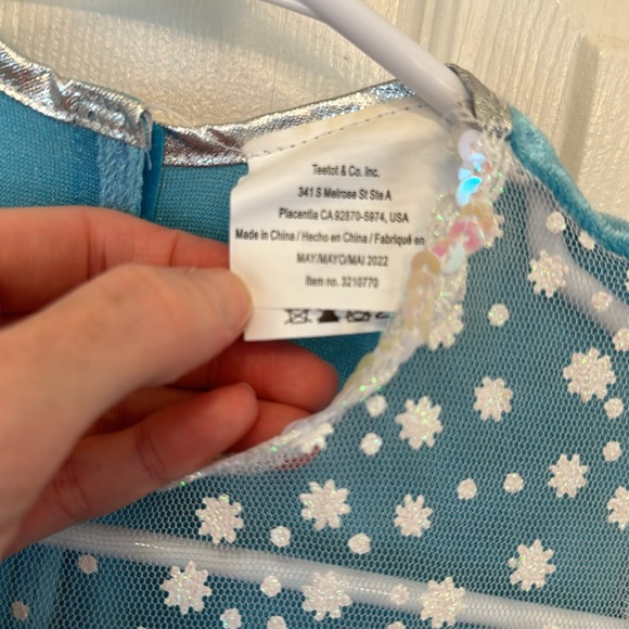 Girl’s Ice Princess Costume Size 5-6 - Picture 5 of 10